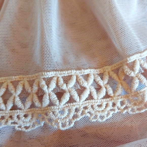 Allison Joy Lace Blouse, Champagne, Bell Sleeve, Size L - Picture 9 of 11